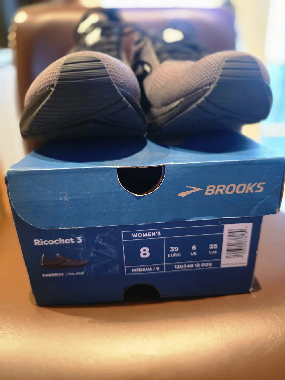 Brooks Men's Running Shoes in Gray